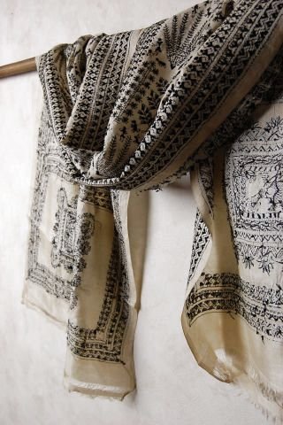 インドのカンタ刺繍のストール - アジアの布専門店ウィージャ